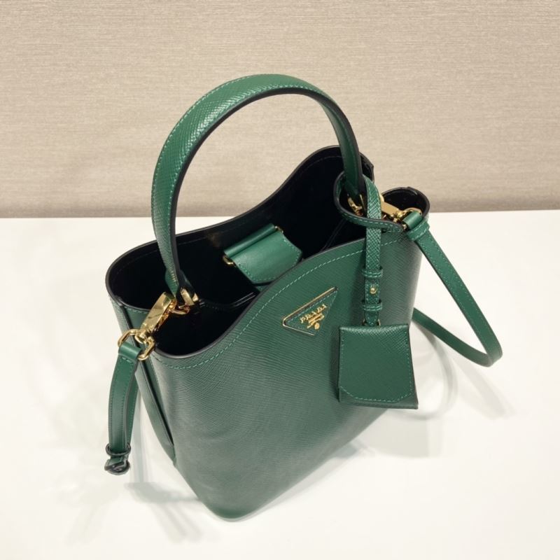 Pra*a tote bags
